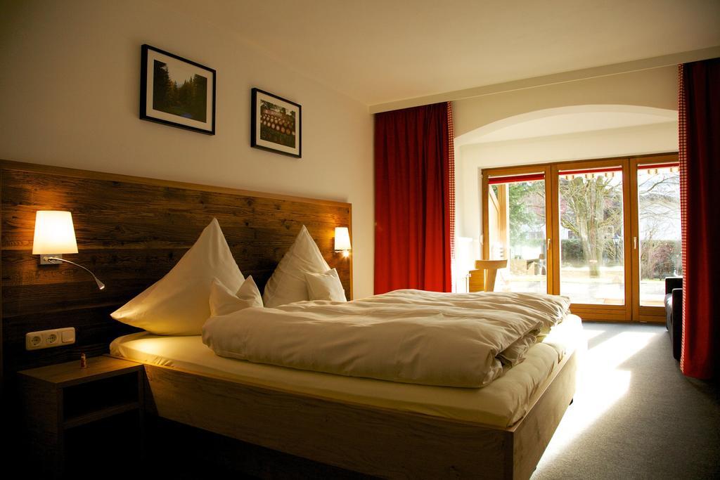 Gästehaus Weller Oberstdorf Zimmer foto